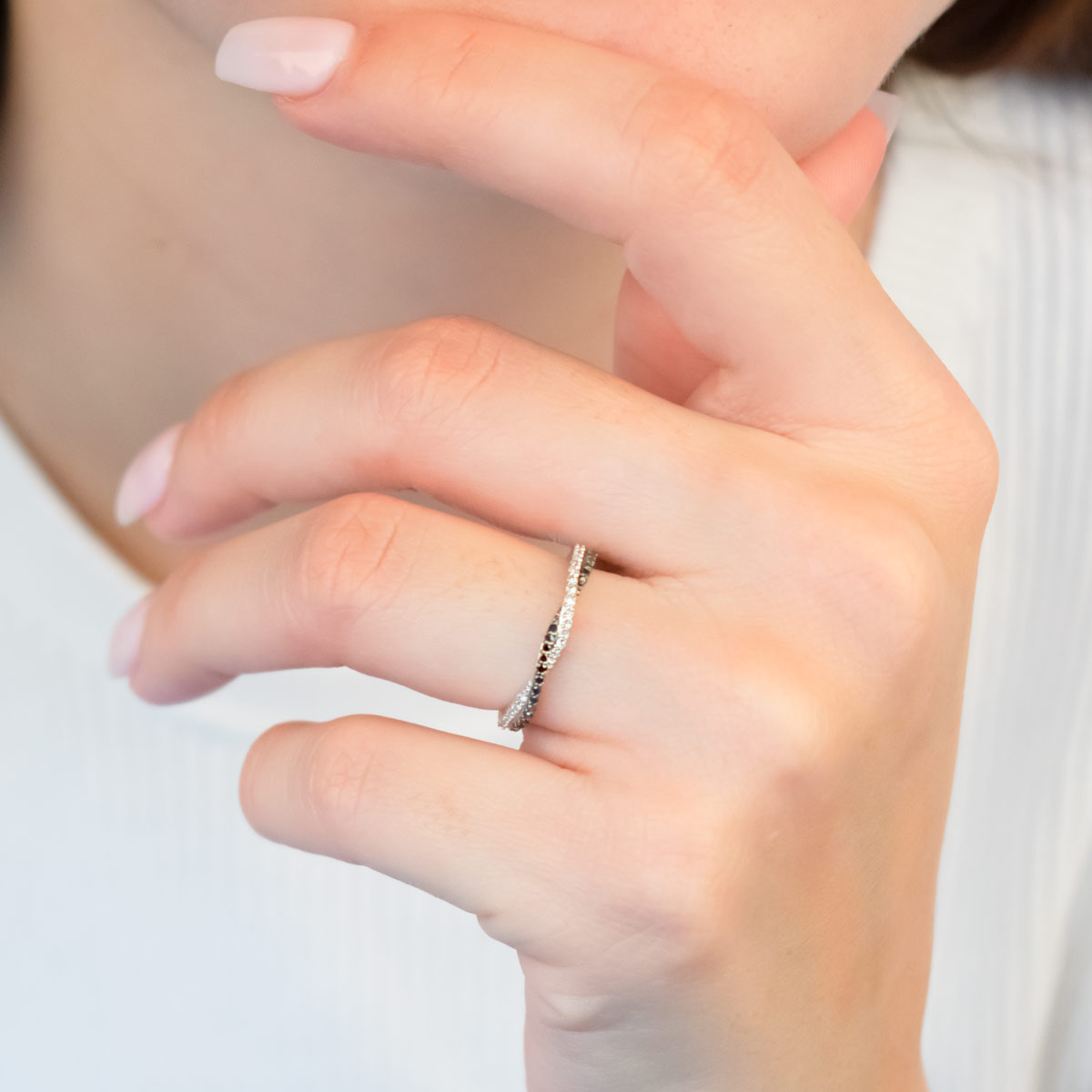 Bague "En noir et blanc" Or blanc et Diamants