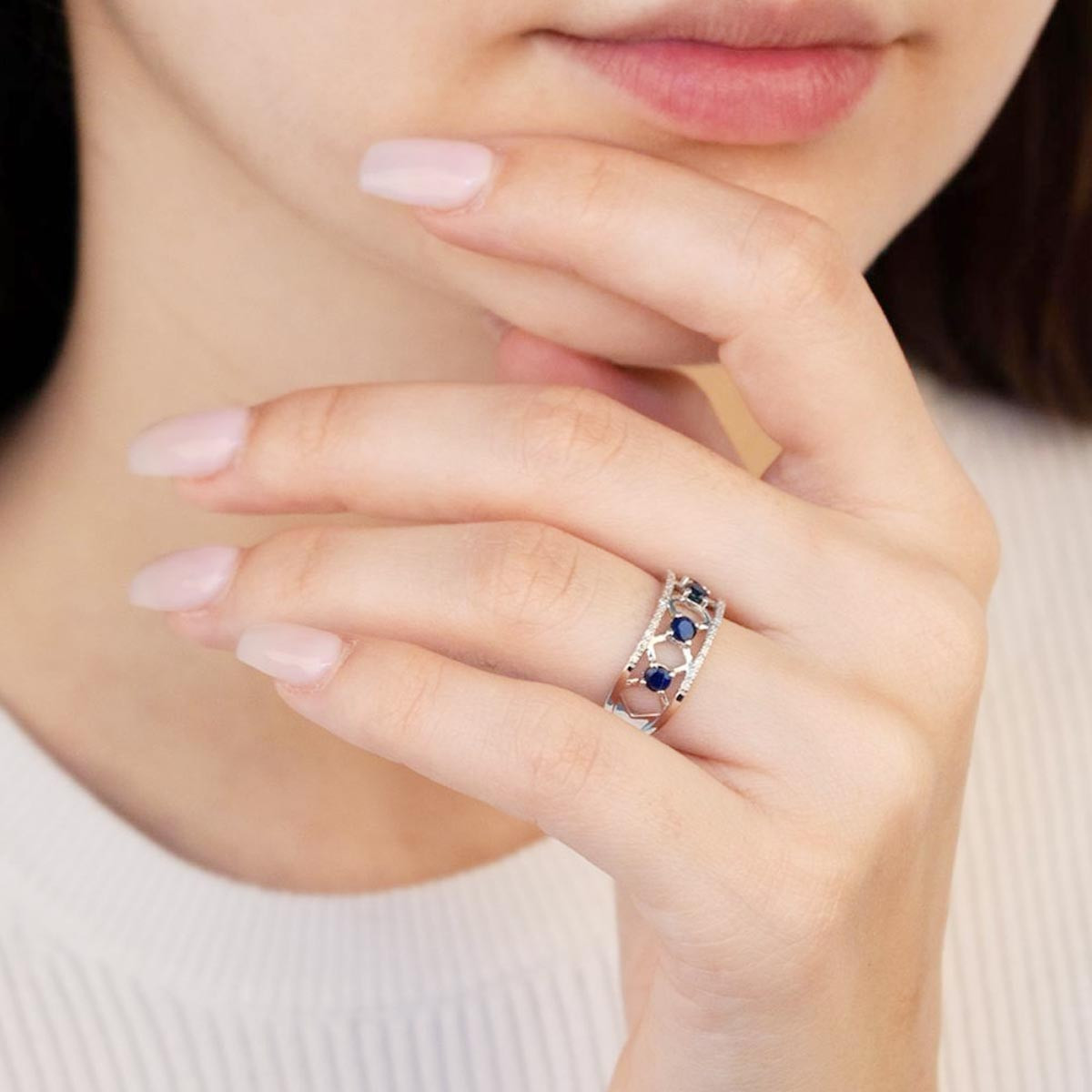 Bague "Florence Légendaire" Or blanc et Saphir