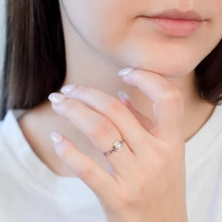 Bague " Doriane" Or blanc et Diamant