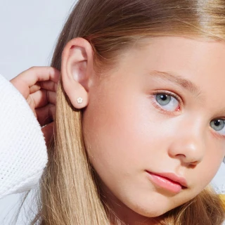 Boucles d'oreilles enfant "Fleur blanc...