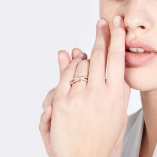 Bague " Cyrielle" Or rose et Diamant