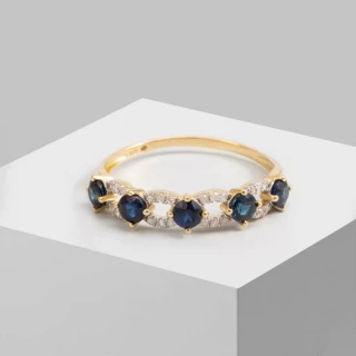 Bague " Estelle" Or jaune et Saphir