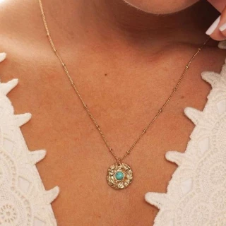 Collier doré et Turquoise