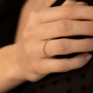 Bague "Essentielle" Or jaune et Diaman...