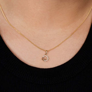 Pendentif Or Jaune 375/1000 et Zirconi...