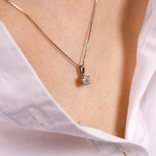 Pendentif "Akna" Or Blanc et Diamants
