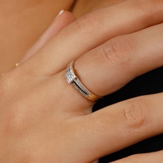 Bague " Clémence" Or jaune et Diamant