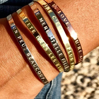 Bracelet à message "Carpe Diem" Cordon...