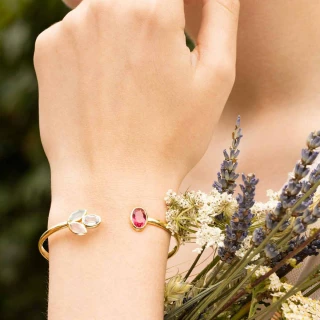 Bracelet jonc ouvert laiton doré monté...