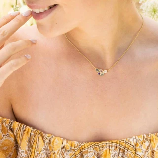 Collier doré et multipierres